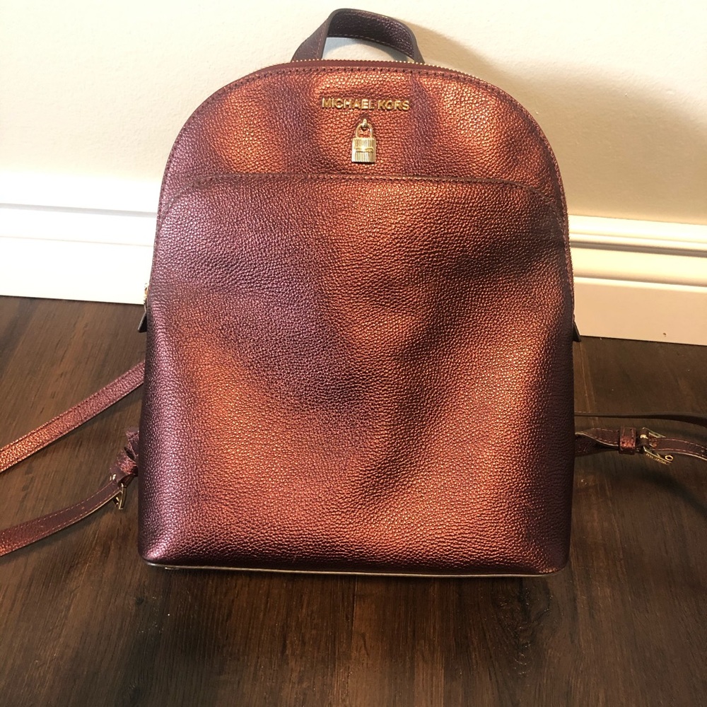 🚫SOLD🚫Michael Kors large Emmy backpack in Merlot